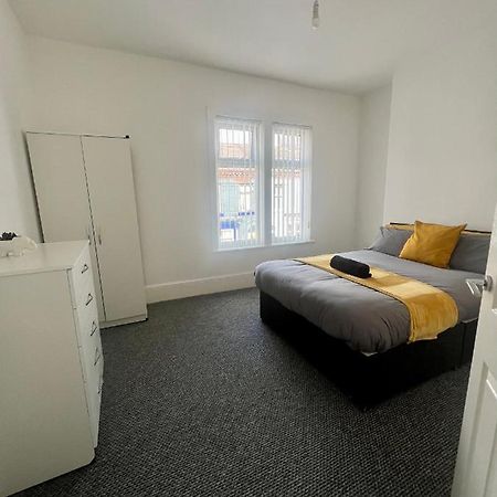 Spacious 3 Bed - Efc Stays Liverpool Esterno foto