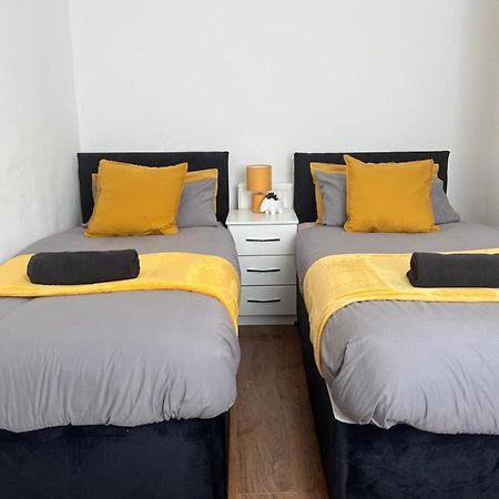 Spacious 3 Bed - Efc Stays Liverpool Esterno foto